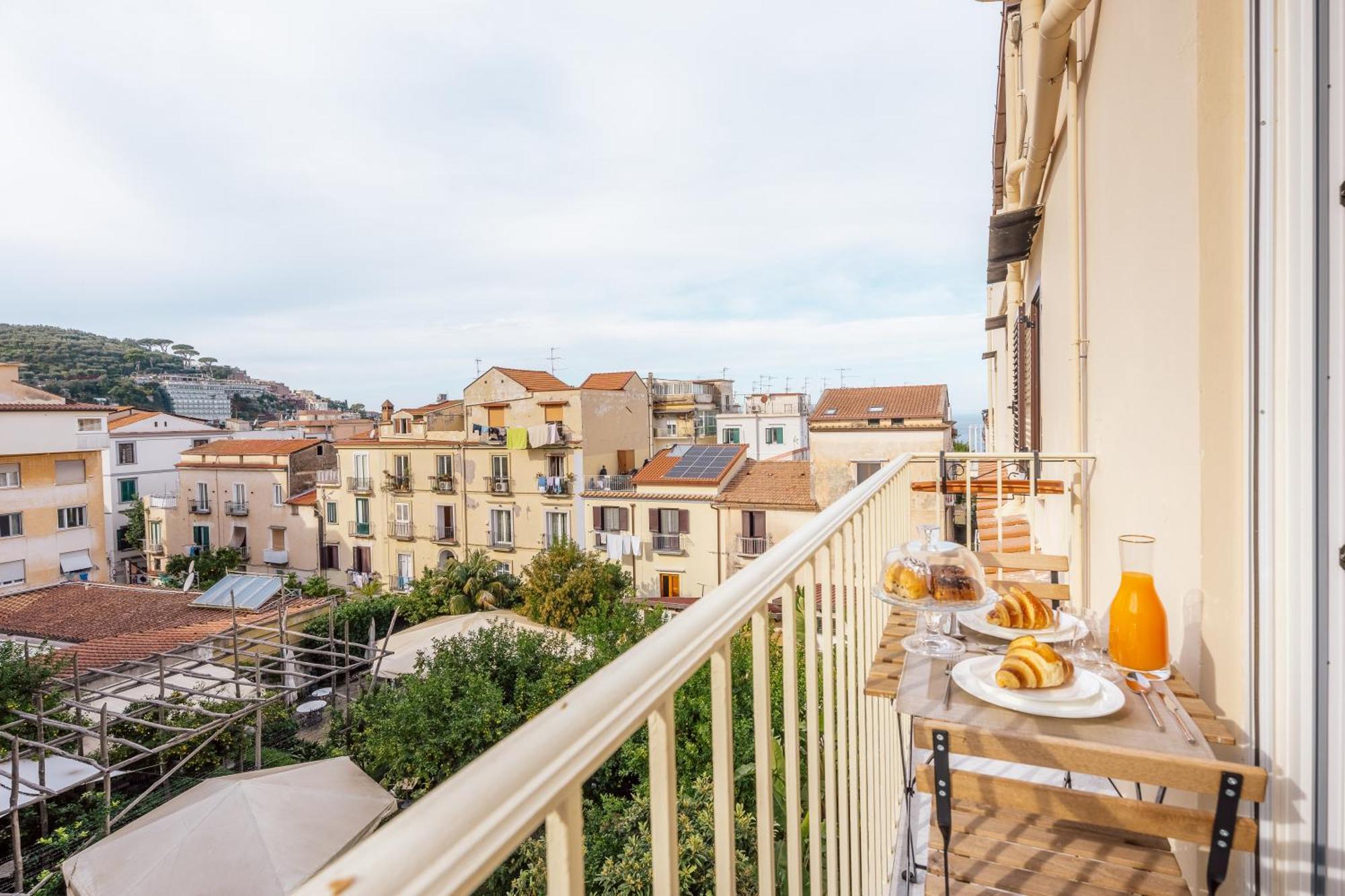 Casa E Arte Apartment Sorrento Exterior photo